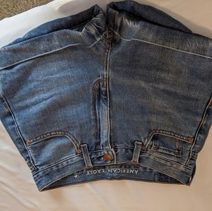 American Eagle, Mom Shorts